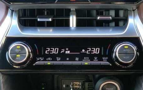 Toyota Harrier, 2020 год, 2 380 000 рублей, 12 фотография