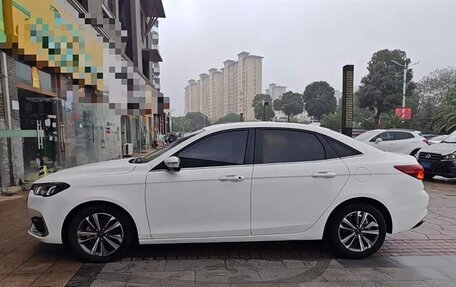 Ford Escort, 2021 год, 1 270 010 рублей, 3 фотография