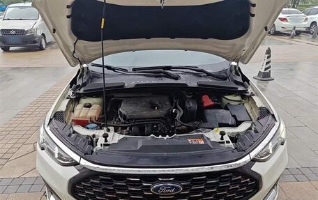 Ford Escort, 2021 год, 1 270 010 рублей, 22 фотография