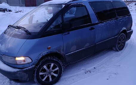 Toyota Previa II, 1995 год, 530 000 рублей, 2 фотография