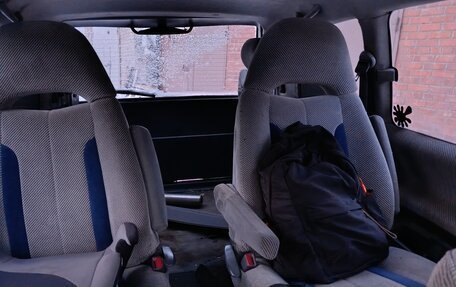 Toyota Previa II, 1995 год, 530 000 рублей, 9 фотография