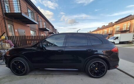 Porsche Cayenne III, 2010 год, 2 390 000 рублей, 7 фотография