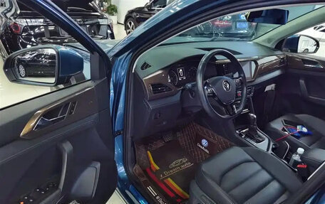 Volkswagen Tharu, 2022 год, 1 680 000 рублей, 12 фотография