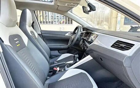 Volkswagen Polo, 2021 год, 1 200 000 рублей, 8 фотография