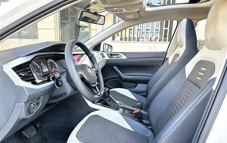 Volkswagen Polo, 2021 год, 1 200 000 рублей, 7 фотография