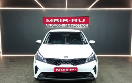 KIA Rio IV, 2020 год, 1 499 100 рублей, 2 фотография