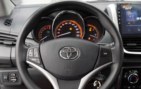 Toyota Yaris XP150 рестайлинг, 2022 год, 920 300 рублей, 13 фотография