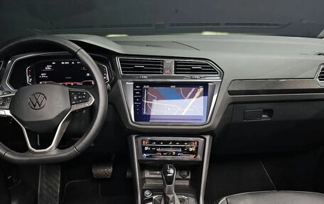 Volkswagen Tiguan II, 2022 год, 2 580 500 рублей, 7 фотография