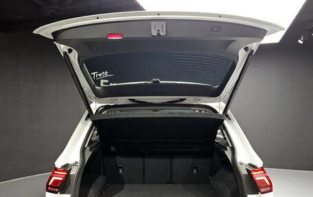 Volkswagen Tiguan II, 2022 год, 2 580 500 рублей, 4 фотография