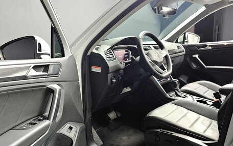 Volkswagen Tiguan II, 2022 год, 2 580 500 рублей, 5 фотография