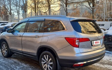 Honda Pilot III рестайлинг, 2019 год, 5 100 000 рублей, 4 фотография