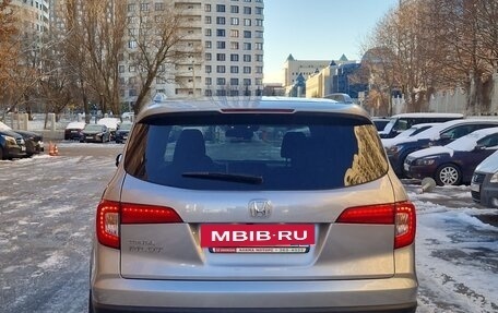 Honda Pilot III рестайлинг, 2019 год, 5 100 000 рублей, 5 фотография