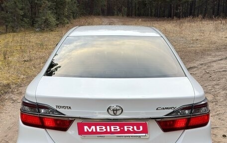 Toyota Camry, 2015 год, 1 750 000 рублей, 3 фотография
