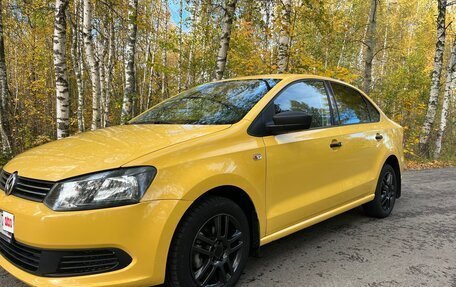 Volkswagen Polo VI (EU Market), 2014 год, 1 250 000 рублей, 2 фотография