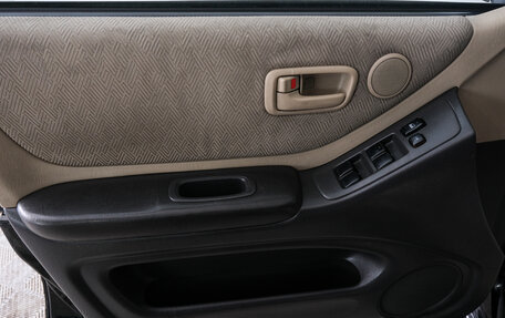 Toyota Highlander III, 2001 год, 889 000 рублей, 19 фотография