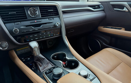 Lexus RX IV рестайлинг, 2017 год, 5 100 000 рублей, 14 фотография