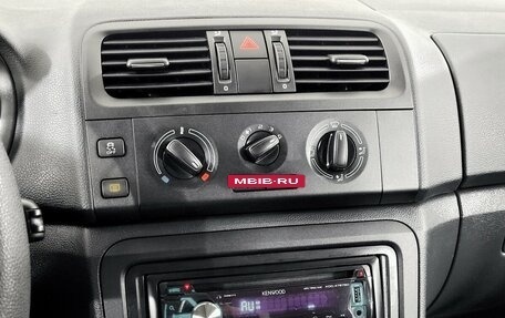 Skoda Fabia II, 2013 год, 850 000 рублей, 7 фотография