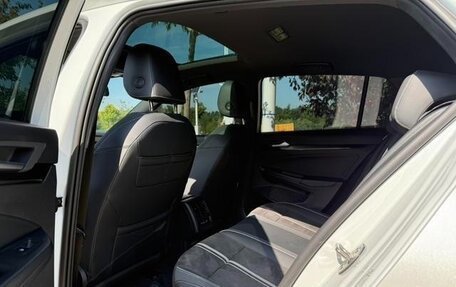 Volkswagen Golf VIII, 2022 год, 1 560 500 рублей, 11 фотография