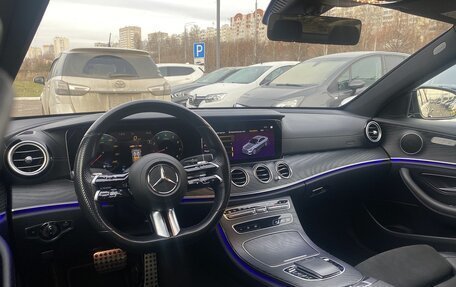 Mercedes-Benz E-Класс, 2020 год, 4 150 000 рублей, 4 фотография