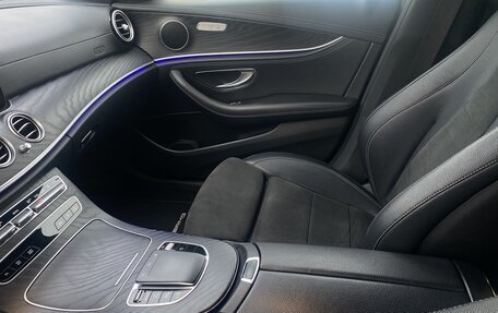 Mercedes-Benz E-Класс, 2020 год, 4 150 000 рублей, 12 фотография