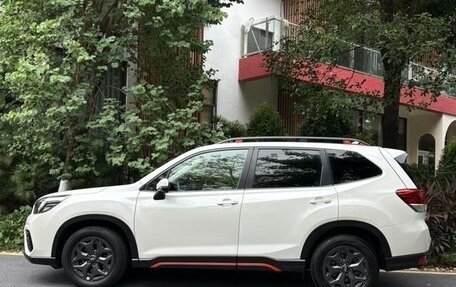 Subaru Forester, 2021 год, 2 300 000 рублей, 3 фотография