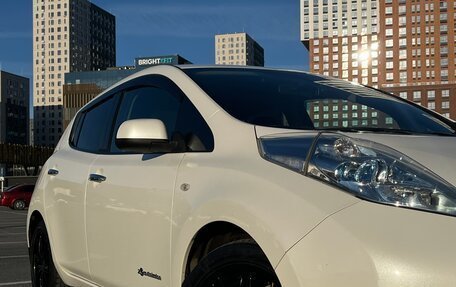 Nissan Leaf I, 2013 год, 785 000 рублей, 2 фотография