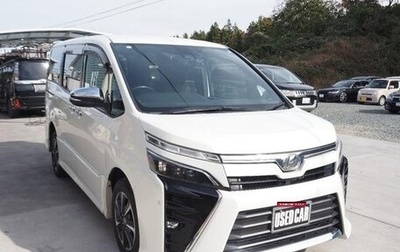 Toyota Voxy III, 2019 год, 2 300 000 рублей, 1 фотография