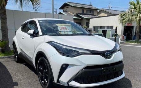 Toyota C-HR I рестайлинг, 2022 год, 1 800 121 рублей, 5 фотография