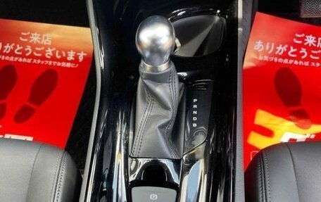 Toyota C-HR I рестайлинг, 2022 год, 1 800 121 рублей, 10 фотография