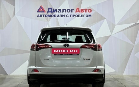 Toyota RAV4, 2018 год, 2 150 000 рублей, 5 фотография