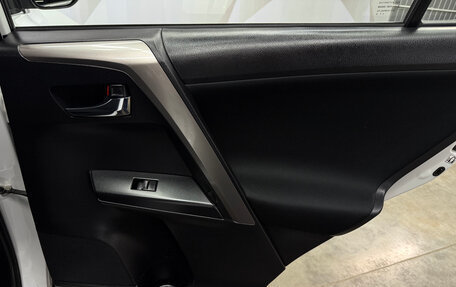 Toyota RAV4, 2018 год, 2 150 000 рублей, 22 фотография