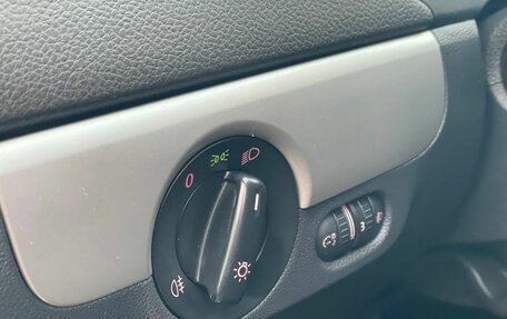 Volkswagen Jetta VI, 2012 год, 999 000 рублей, 9 фотография