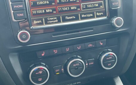 Volkswagen Jetta VI, 2012 год, 999 000 рублей, 17 фотография