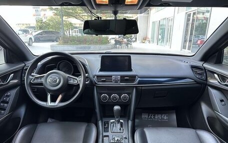 Mazda CX-4, 2021 год, 1 670 700 рублей, 9 фотография