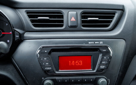 KIA Rio III рестайлинг, 2013 год, 698 000 рублей, 23 фотография