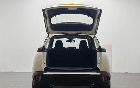 Peugeot 2008 II, 2022 год, 995 325 рублей, 11 фотография