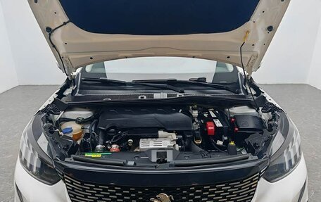 Peugeot 2008 II, 2022 год, 995 325 рублей, 12 фотография