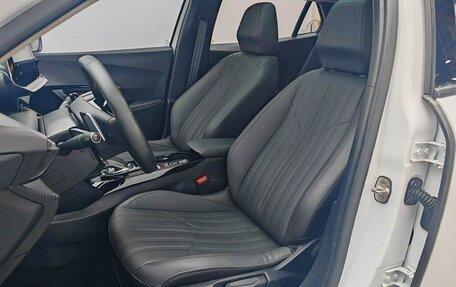 Peugeot 2008 II, 2022 год, 995 325 рублей, 15 фотография