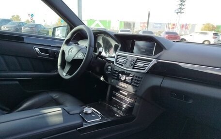 Mercedes-Benz E-Класс, 2011 год, 1 550 000 рублей, 10 фотография