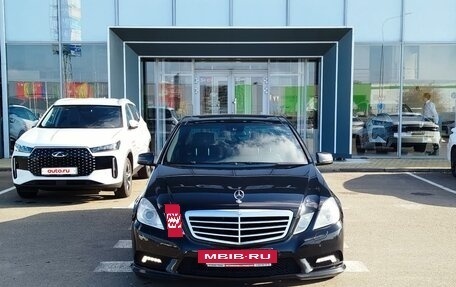 Mercedes-Benz E-Класс, 2011 год, 1 550 000 рублей, 2 фотография