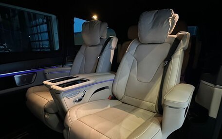 Mercedes-Benz V-Класс, 2024 год, 18 500 000 рублей, 21 фотография