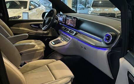 Mercedes-Benz V-Класс, 2024 год, 18 500 000 рублей, 16 фотография