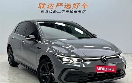 Volkswagen Golf VIII, 2021 год, 1 990 007 рублей, 3 фотография