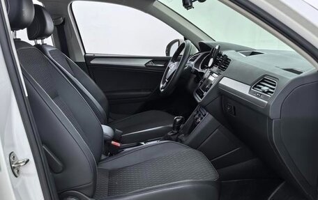 Volkswagen Tiguan II, 2021 год, 1 450 000 рублей, 13 фотография