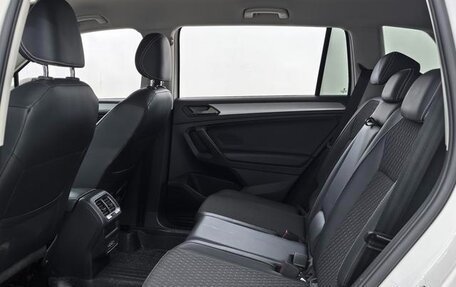 Volkswagen Tiguan II, 2021 год, 1 450 000 рублей, 14 фотография