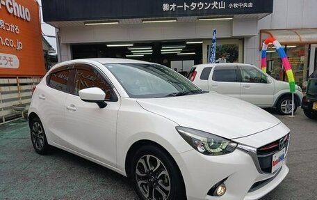 Mazda Demio IV, 2015 год, 699 000 рублей, 1 фотография