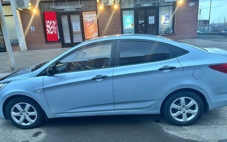 Hyundai Solaris II рестайлинг, 2011 год, 735 000 рублей, 7 фотография