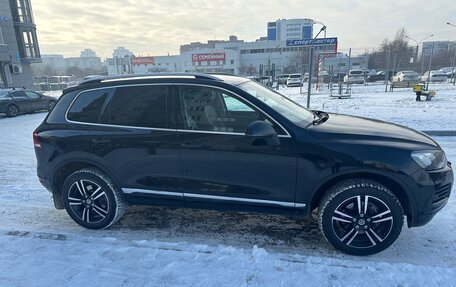 Volkswagen Touareg III, 2013 год, 1 850 000 рублей, 3 фотография