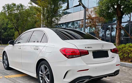 Mercedes-Benz A-Класс, 2022 год, 1 582 900 рублей, 4 фотография