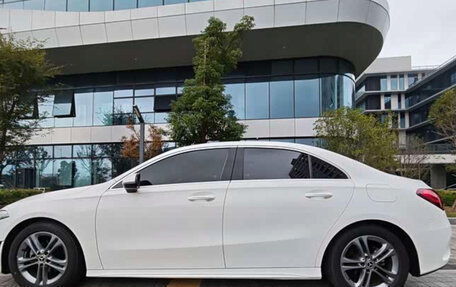 Mercedes-Benz A-Класс, 2022 год, 1 582 900 рублей, 10 фотография